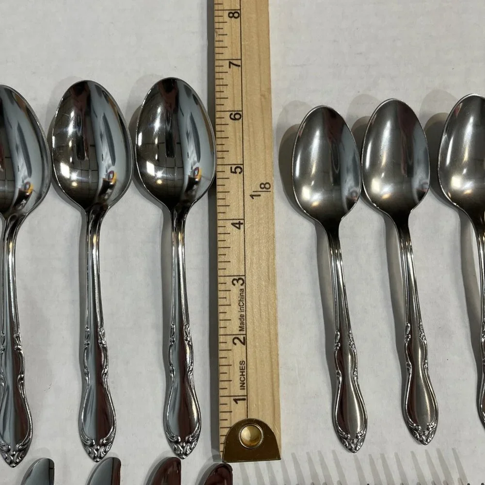 Rogers Stainless By Oneida Homestead 16 PC Set 4 Ea Place Setting‎